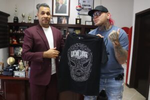 Visita Pagano A Director Del IMDEJ Previo Al Cuarto Festival De La Lucha Libre