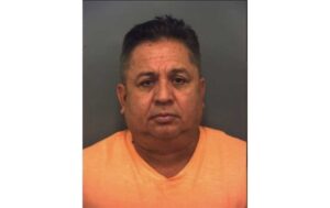 Le dan 10 años de cárcel por violar a niña