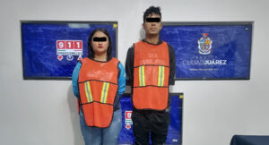 Arrestan a pareja en posesión de un arma de fuego calibre 9 milímetros y cristal