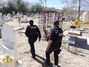 Vigila la SSPM panteones por celebración del “Día de Muertos”