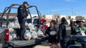Entrega Despensas Juguetes Y Cena Navideña En La Colonia Valle De Allende