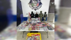 Detienen a hombre con más de 4 mil piezas de pirotecnia en colonia Centro