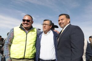 Canaco Juárez Invitados Con La Gobernadora Maru Campos Galván En La Inauguración De La Avenida De Las Torres