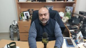 César René Díaz Gutiérrez De La Dirección De Ecología municipal Pide A Los Desponchadoras De No Acumular Llantas En Sus Negocios Para Evitar Incendios