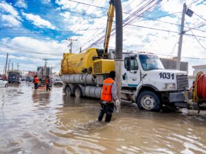 “CONTINÚAN TRABAJOS DE LA JMAS EN VILLA RESIDENCIAL DEL REAL”