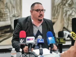 Anuncia Maestro Iván Pérez Intención De Reelegirse En Canaco Juárez