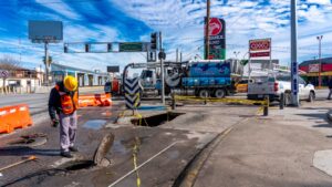 “LA JMAS IDENTIFICA Y ATIENDE HUNDIMIENTOS TRAS LLUVIAS DEL FIN DE SEMANA”
