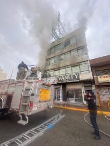 Departamento Bomberos Sofocan Incendio En La Zona Centro No Hay Lesionados