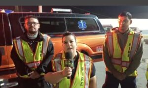 Elementos Del Equipo De rescate De Ciudad Juárez Y Voluntarios Apoyan A Lesionados Choques Atrapados Incendios Prestando El Servicio Voluntario En Apoyo De Llamadas De Emergencias del 911