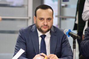 Reconoce Medina labor de policías en el estado; “su trabajo es esperanza en momentos difíciles”