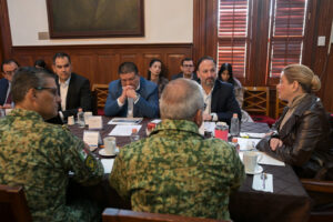 Gobernadora Maru Campos acuerda con Mesa de Seguridad mantener estrategias para continuar con la disminución de homicidios en la entidad