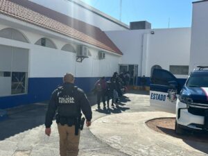 Rescata SSPE a 21 personas en situación de movilidad en Ciudad Juárez