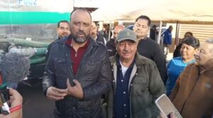 Comerciantes Limpian Alrededores Del Mercado Zona Centro De Juárez