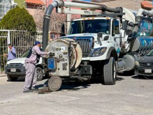 Realiza JMAS limpieza del drenaje en La Floresta