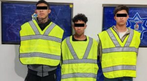 Arrestaron A 3 Jóvenes En Posesión De Una Pistola En la Zona Centro