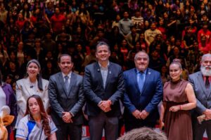 La juventud es fortaleza, no se rindan: Marco Bonilla a preparatorias del estado