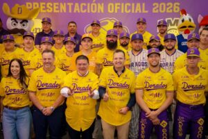 El Alcalde Marco Bonilla respalda a los Dorados en presentación del equipo que jugará en la Liga Mexicana de Beisbol