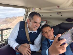 Encabeza Kevin Camilo Mendoza la SSPE como “Secretario por un día”; celebra Gilberto Loya a la niñez chihuahuense