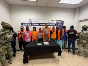 En cateo a ‘picadero’, captura COE a ocho personas en posesión de drogas