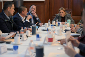 Gobernadora Maru Campos encabeza sesión de la Mesa de Seguridad en Palacio de Gobierno