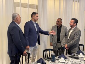 Encabeza Gilberto Loya mesa de trabajo con organizaciones eclesiásticas; fortalecen prevención y coordinación comunitaria