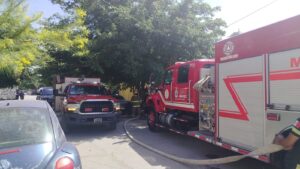 Elementos Operativos De La Dependencia Atendieron Un Incendio En Domicilio Ubicado En La Colonia Ex Hipódromo