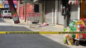 Comerciantes Encuentran Cadáver De Hombre En El Centro