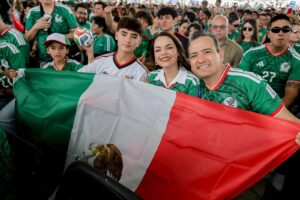 El Futbol Nos Une El Alcalde Marco Bonilla En La Fiesta Mundialista