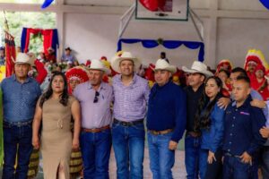 El Alcalde Marco Bonilla Visitó La Sierra Tarahumara Para Ver Qué Necesidades Tiene Su Gente