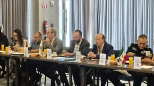 Alcalde dialoga con hoteleros sobre seguridad, movilidad y turismo en Ciudad Juárez