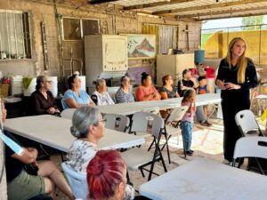 Reconocen Carla Rivas y vecinos de Plan de Ayala el impacto social y económico de NutriChihuahua