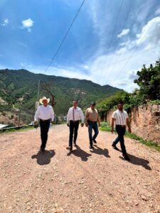 Gestiones de Jaime Torres para el Dtro 13 son realidades; inicia obra de pavimentación hidráulica en Maguarichi