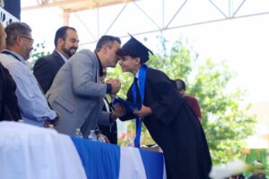 Marco Bonilla Mendoza reconoce a su hijo como el gran campeón deportista y lo facilita por su cumpleaños por eso él quiere Que todos los niños y niñas sean campeonas en el estado de Chihuahua vamos por nuestra niñez