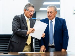 Toma protesta Alberto Paredes como Director Ejecutivo de la JMAS Juárez.