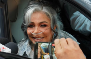 REPORTAN QUE VERONICA CASTRO SE SINTIO MAL DURANTE LA GRADUACION DE CRISTIAN CASTRO
