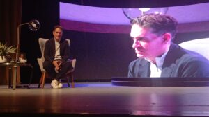Raúl García Ruiz Presenta Su Libro Qué Sigue Todo Un Exito El Evento