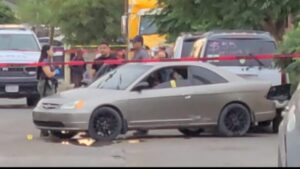 Atacan A Pareja Que Viajaban En Un Vehículo