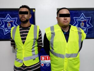 Policías Municipales detienen a dos sujetos señalados por robo en grado de tentativa en perjuicio de la CFE