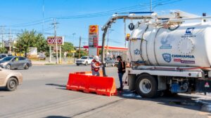 Repara JMAS fuga registrada en cruce de Ramón Rayón y Tecnológico.
