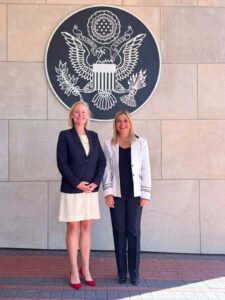 Gobernadora Maru Campos se reúne con la cónsul general de los Estados Unidos en Ciudad Juárez