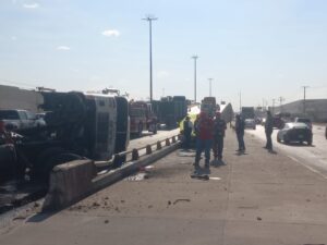 Aparatoso accidente en boulevard independencia cruce con avenida de las torres