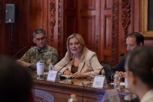 Gobernadora Maru Campos sostiene reunión de trabajo con el Clúster Minero de Chihuahua