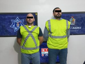 Detiene La SSPM A Dos Sujetos Por Desobediencia Y Resistencia Les Aseguran Más De 300 Mil Dólares
