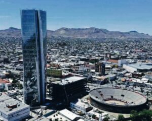 Afinan preparativos para inauguración de Torre Centinela este miércoles en Juárez