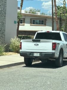 Señalan a Cruz por seguir utilizando unidades del Municipio