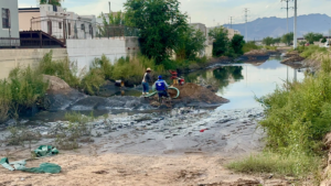 Informa JMAS sobre situación del drenaje en el fraccionamiento Del Río