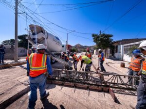 Avanza JMAS con repavimentación de calle Sagu tras trabajos del colector Nadadores.