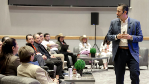 Expone Marco Bonilla estrategias gubernamentales para la atracción del turismo y convenciones
