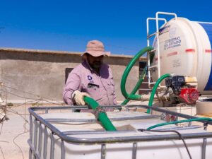 Entregan más de 187 millones de litros de agua a familias de Los Kilómetros